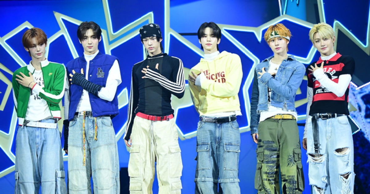 “아들처럼 예뻐해” 투어스, 박명수도 반한 6인6색 매력둥이(라디오쇼)[종합]