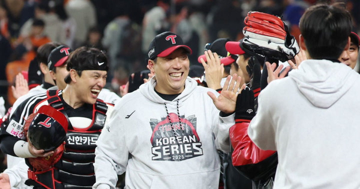 9회 역전 결승타 날린 LG 김현수 "2008년 악몽이 잠시 떠올랐다"[KS]