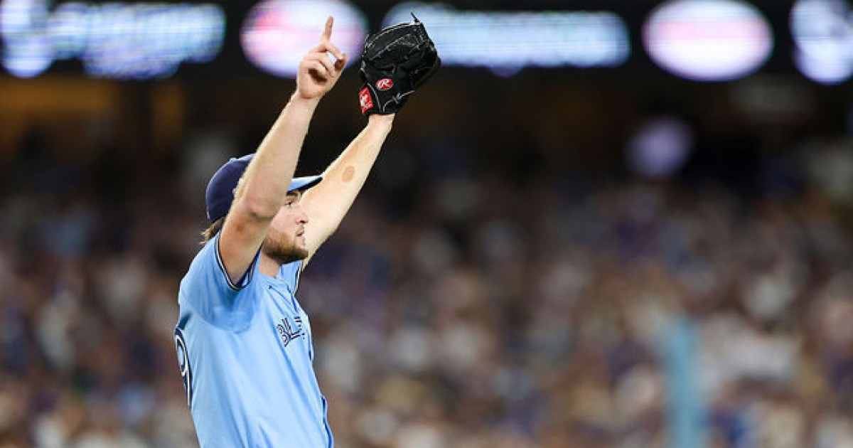 월드시리즈 역사 신기록 나왔다…22세 괴물 루키, KKKKKKKKKKKK '언터쳐블' 속수무책 당한 다저스 [WS]