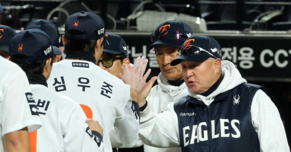 김경문 한화 감독 “선수 향한 폭언 너무 심해…김서현, 더 믿고 포용해줘야” [KS 4차전]