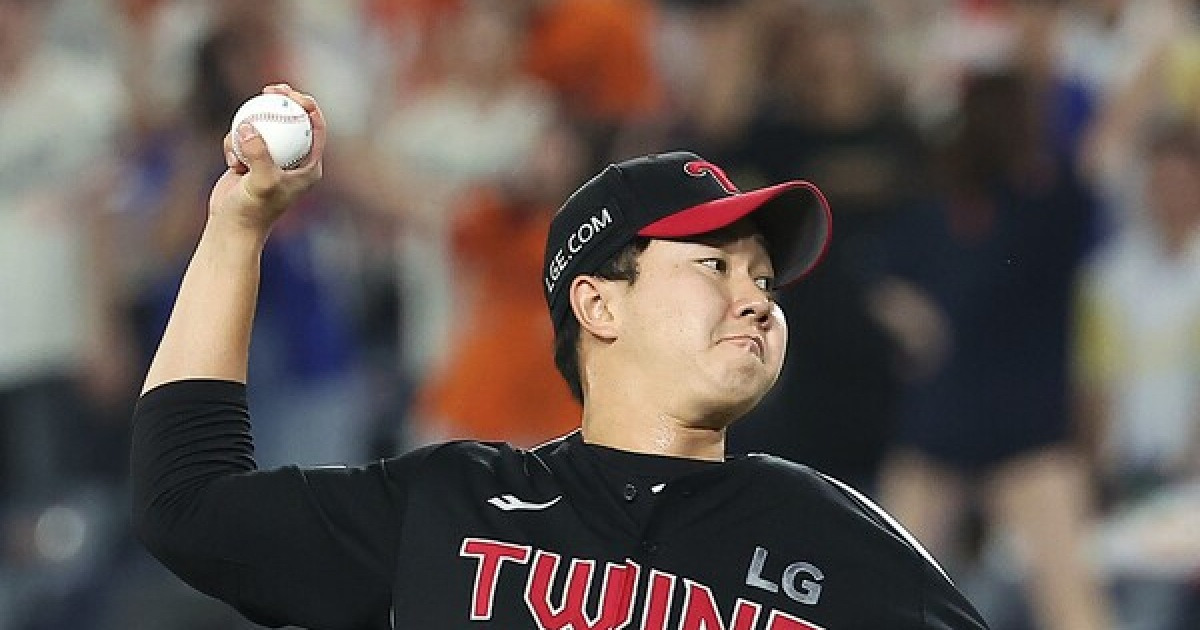 '1위→4위→8위 추락' 결국 한국시리즈서 폭탄 터졌다…믿었던 유영찬이 '와르르', LG 불펜 문제 다시 드러나나 [KS 3차전]
