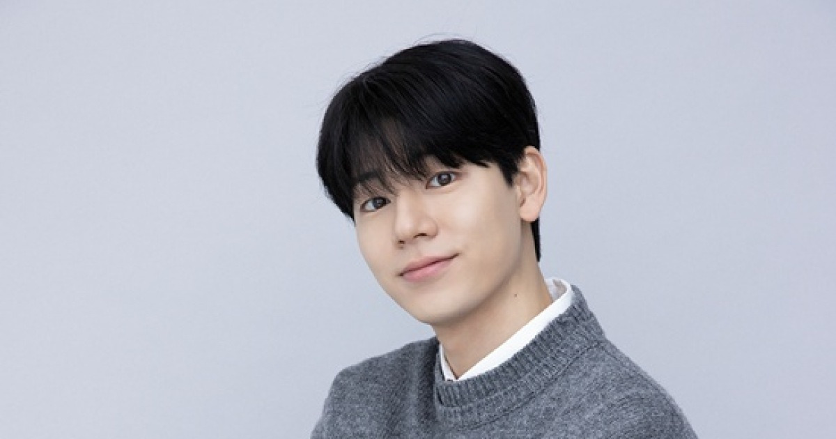 '신사장' 배현성, '7살 나이차' 이레와 ♥ 밝혔다…"스킨십 최대한 적게, 고민 多" [엑's 인터뷰①]