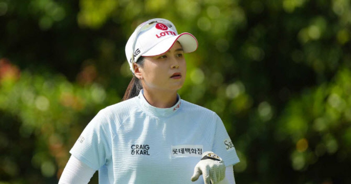 '무관의 상금 1위' 최혜진, 드디어 첫 우승 보인다…'5타 차 선두 질주'