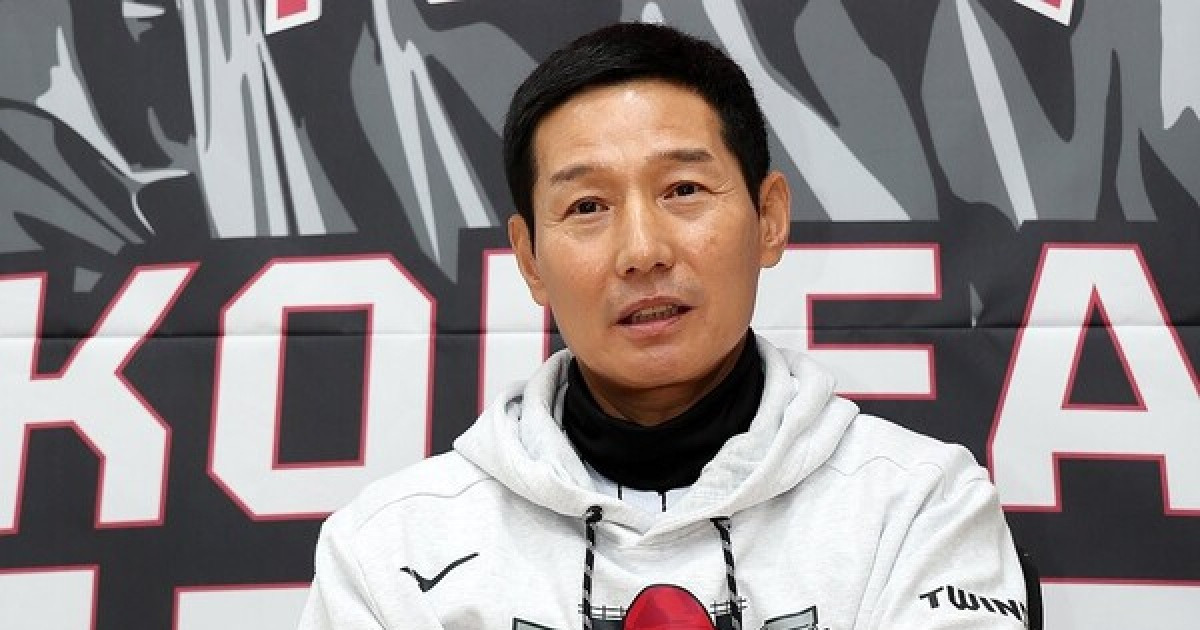 '김서현 올인' 김경문과 다르네… 염경엽 "김영우 편한 상황에 기용, 큰경기 상처받지 말아야"