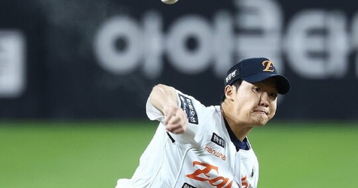 류현진 곧 나오나… 2회부터 등판한 정우주, 김경문 감독의 불펜데이 승부수