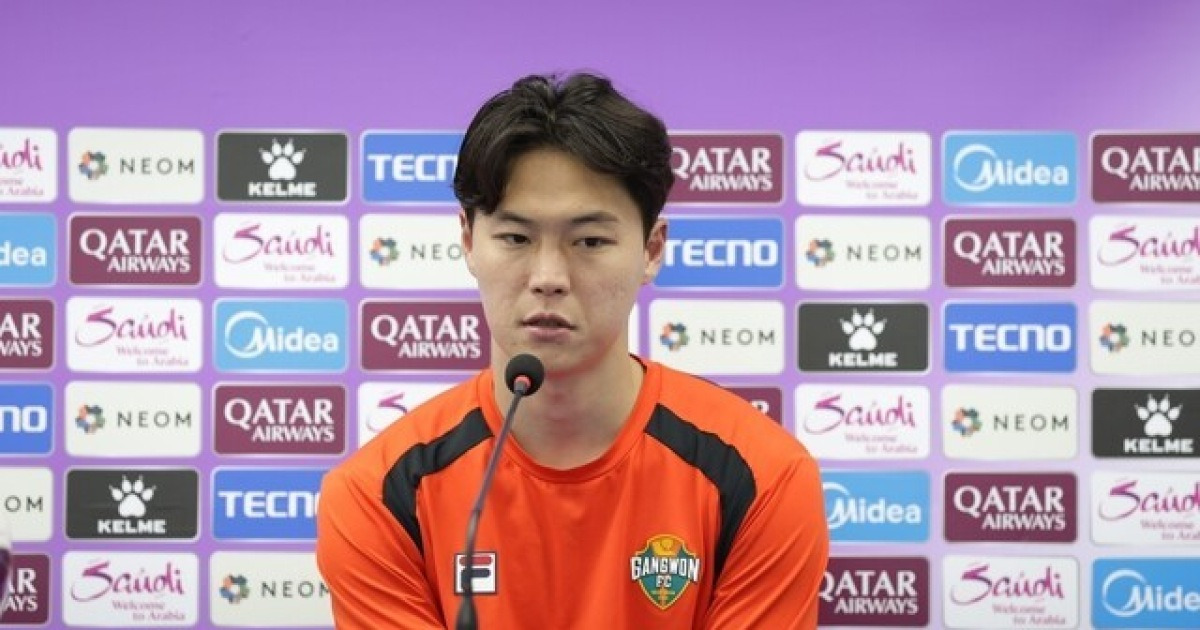 [BE.인터뷰] "정경호 감독님 축구에 자부심 느낀다"... 수장 믿고 뛰는 '국대 출신' 김건희, 강원서 韓 커리어 하이 재도전