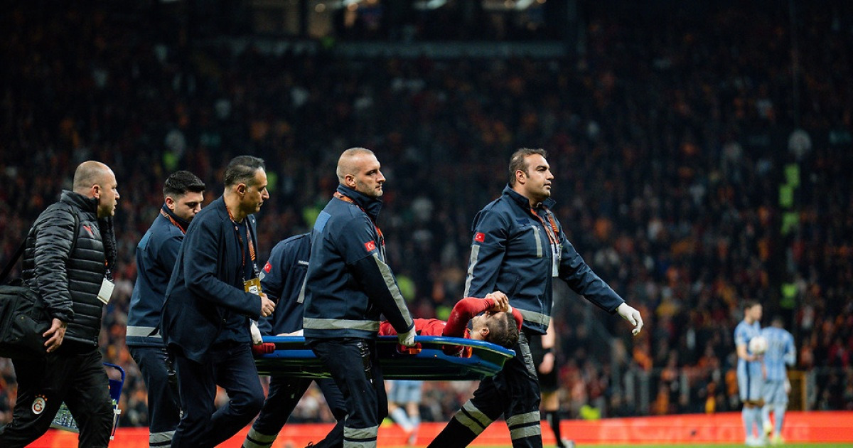 토트넘전 갑자기 ‘으악’→전방십자인대 파열…한때 ‘월드클래스’ 이카르디, 복귀 후 빅클럽 러브콜