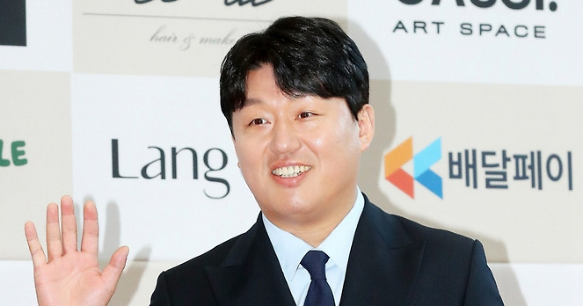 '범죄도시' 김민재, 가슴 아픈 가정사→40년 전 헤어진 母 찾았다(각집부부)[종합]