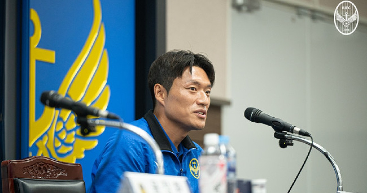 [IN PRESS] 이명주 "베스트 11? 공로상 있으면 달라"→윤정환 감독은 "다른 MF보다 잘해" 강력 추천