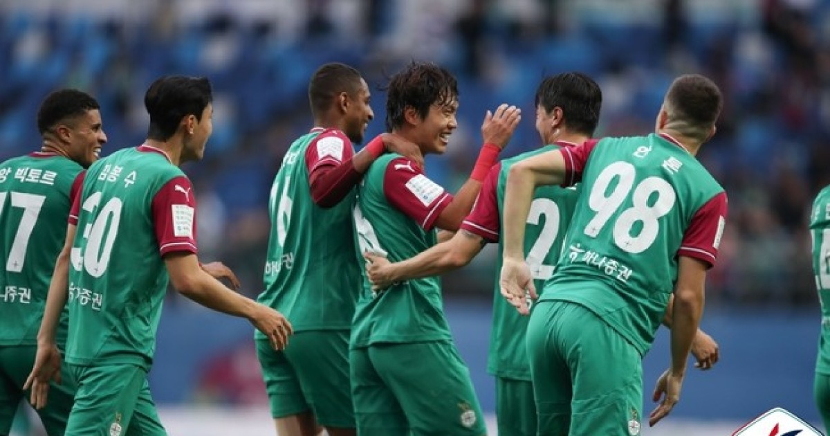 [K리그1 라인업] '판타스틱4 가동 준비' 대전vs'바또 명단 포함' 서울...ACLE 티켓 얻기 위한 혈투 예고
