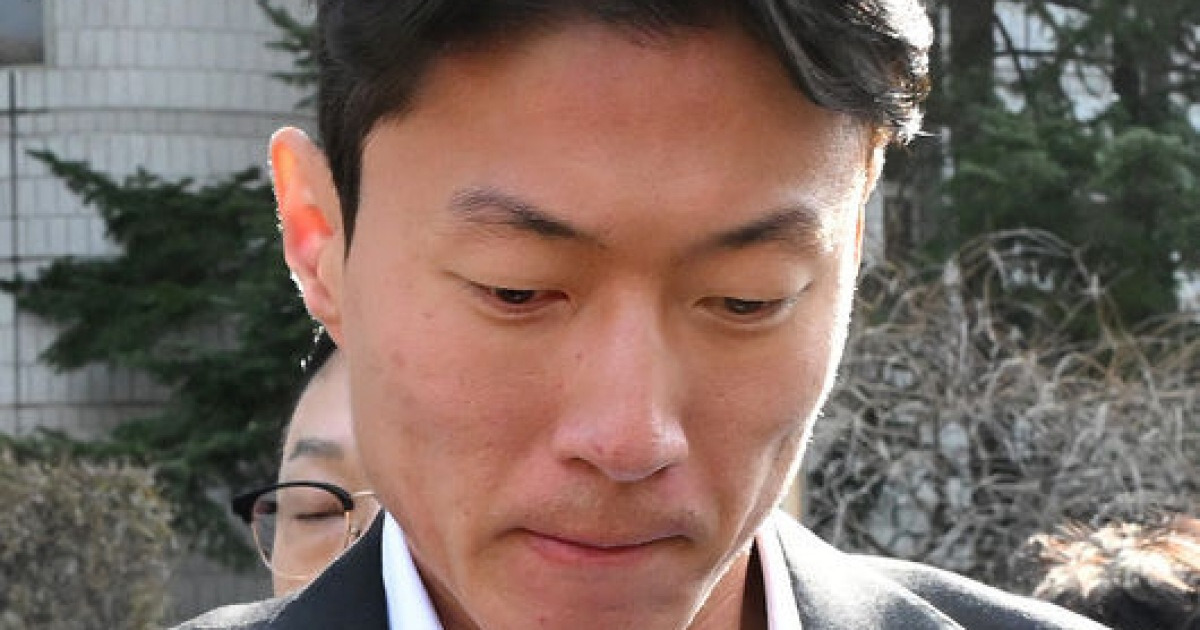 '불법촬영 후 추락' 황의조, 알라니아스포르에서도 외면... 법정에서 월드컵 언급했던 황의조, 지금은 교체명단 한켠