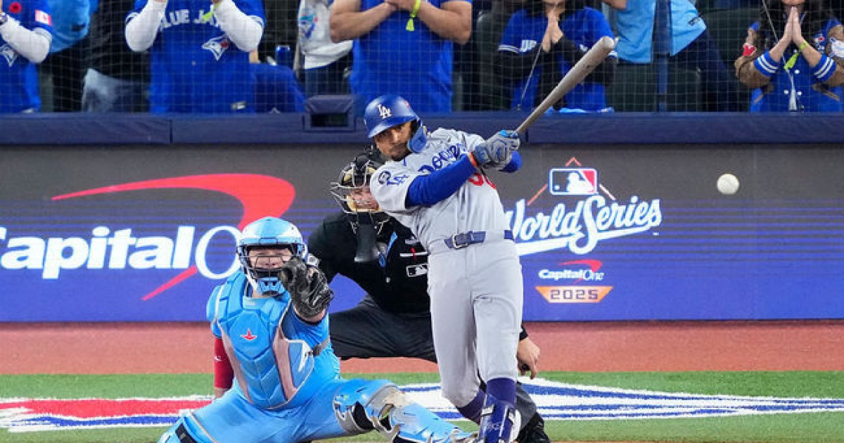 오타니 또 걸러? 'MVP 동료' 베츠, 침묵 깨고 2타점 적시타 '쾅' [WS6]