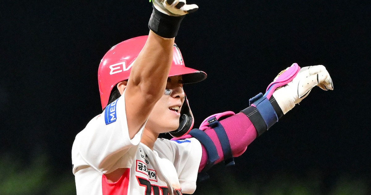 '돈복 터졌다' 롯데·KT·KIA 3파전? 박찬호 몸값 어디까지 치솟나…이러다 진짜 70억 넘을라