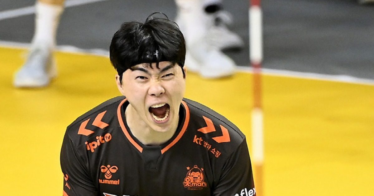 2G 연속 풀세트 → 셧아웃 패배…'전광인 더비' 임하는 신영철 감독 "생각이 많아진다" [천안포커스]