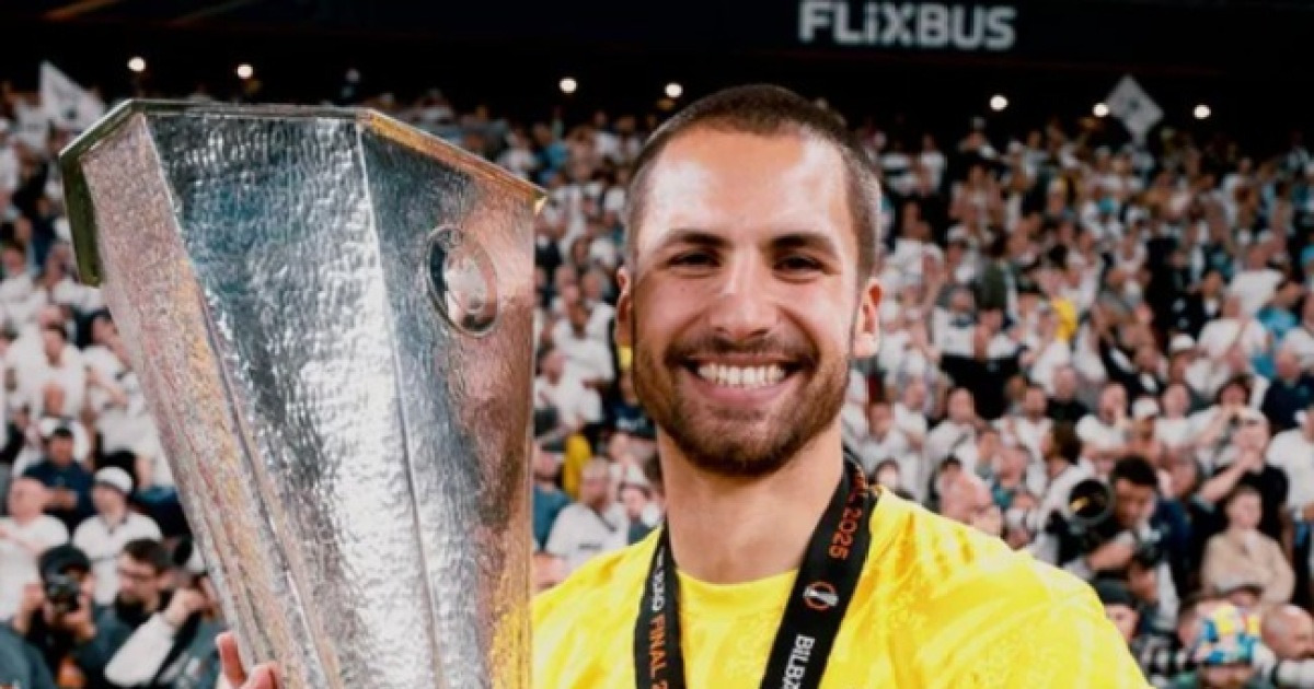 [오피셜] '영화 감독 할래'...98년생 토트넘 비운의 골키퍼, 손흥민과 유로파리그 우승 후 전격 은퇴