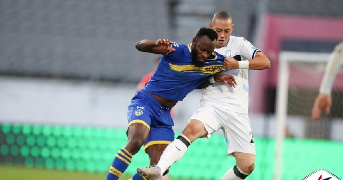 [K리그2 현장리뷰] 치열했던 더비 매치...'박시후 데뷔골' 충남아산, '김성준 PK 득점' 천안과 1-1 무승부