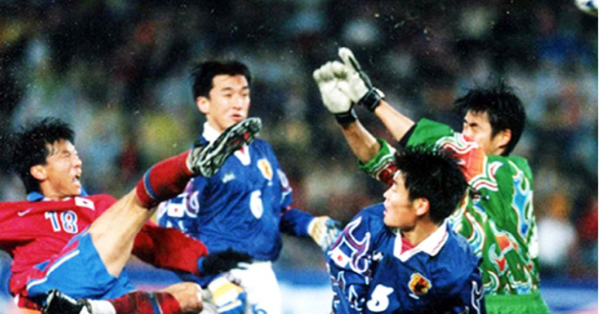 “1998년 한·일전 시저스킥? 그보다 훨씬 멋진 골” 황선홍 감독에게 극찬받은 유강현의 미소 “내가 아직 유연하다는 걸 느꼈어” [MK인터뷰]