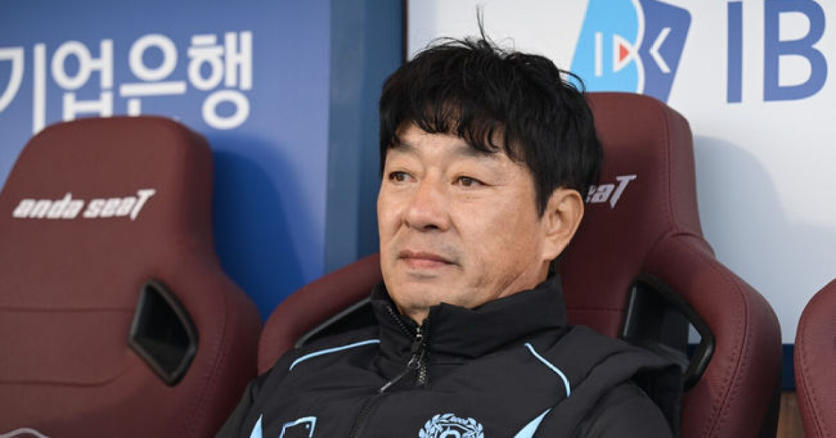 "세징야·에드가 못 뛰는 상태였는데"...'값진 승점 1' 김병수 감독 "선수들 의지 좋다, 무조건 다 이긴다는 생각으로"[수원톡톡]