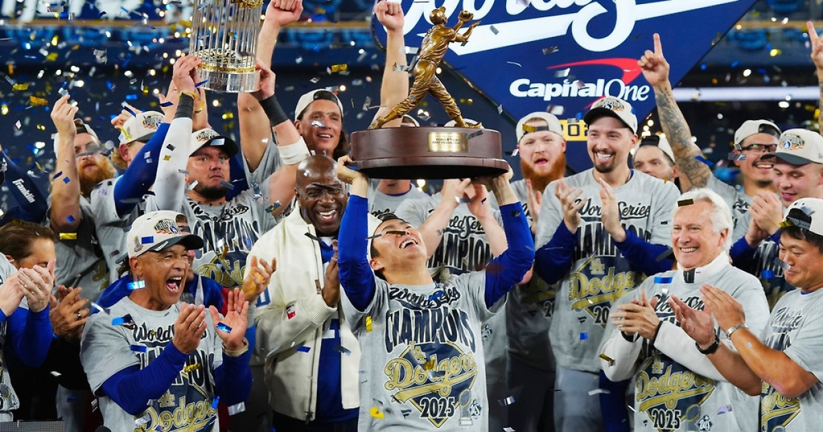 ‘야마모토 시리즈 3승으로 MVP’ LA 다저스 극적인 역전드라마, 통산 9번째이자 2년 연속 WS 제패…‘11회말 대수비’ 김혜성도 우승 순간 함께했다 [MLB 월드시리즈]