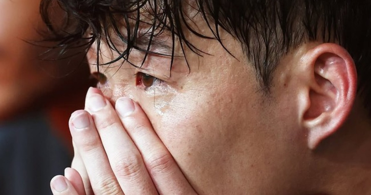 [PL ISSUE] "이게 토트넘 현실" 비카리오도 인정...손흥민 떠나고 붕괴, 반 더 벤-스펜스 감독 무시→프랭크도 "형편 없다"