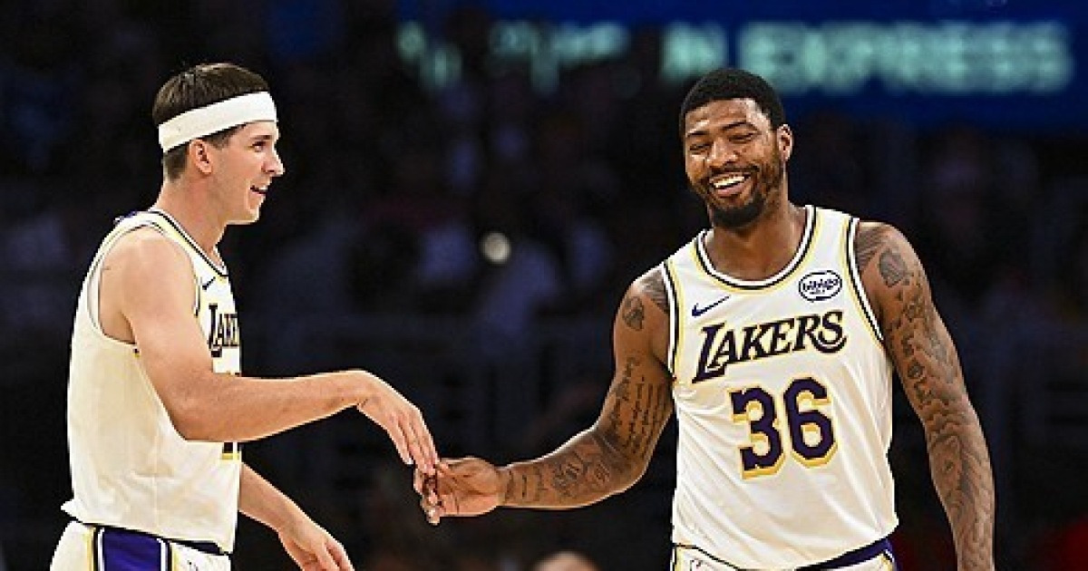 '돈치치-리브스 55점 합작!' 레이커스, 마이애미 제압하며 3연승 질주