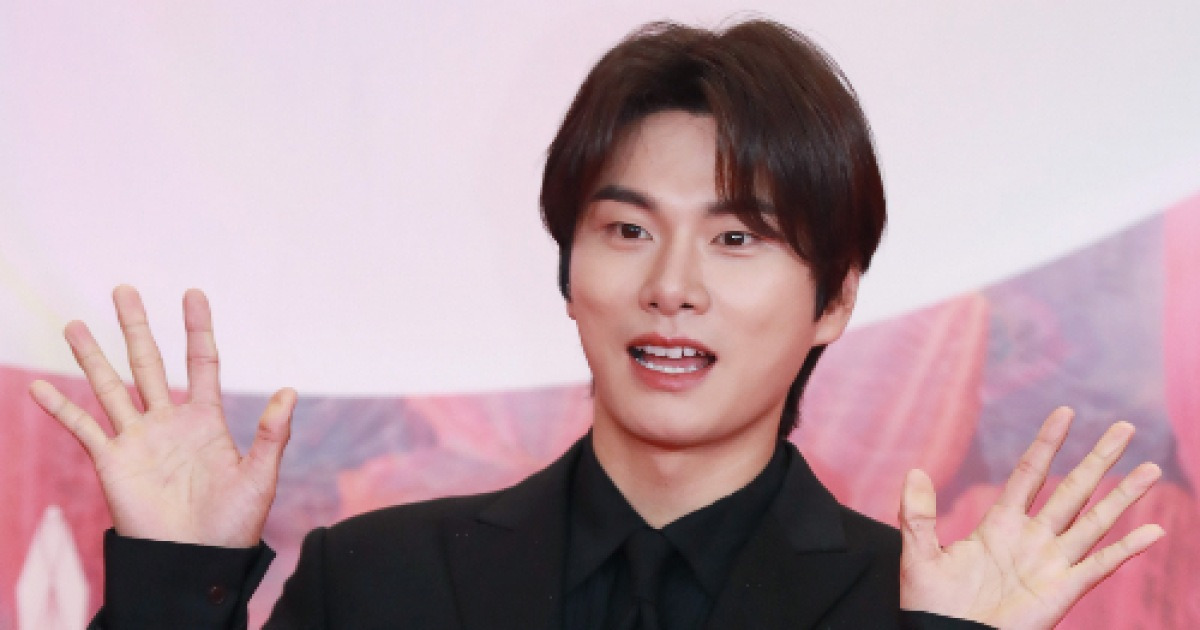 이이경, '음담패설 카톡' 루머 작성자 고소…"합의는 없다"