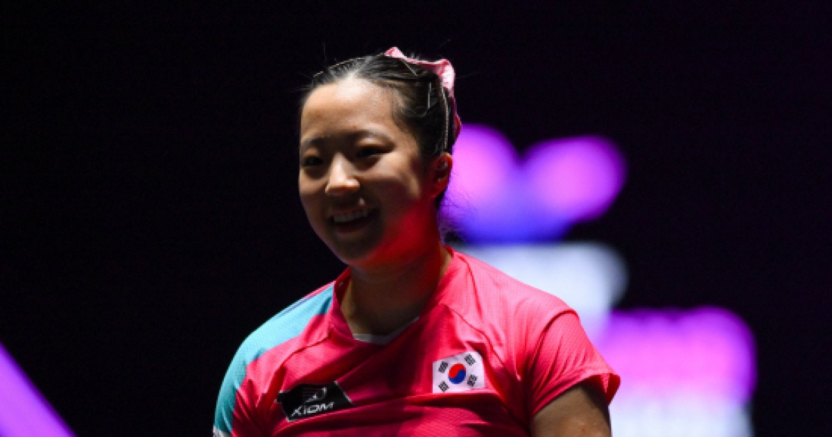 "신유빈 멘털 와르르, 역전할 잠재력 NO"…'세계 26위'에 패하자 中 언론 충격 주장→"믿기 어려운 일, 경기 내내 압도돼"