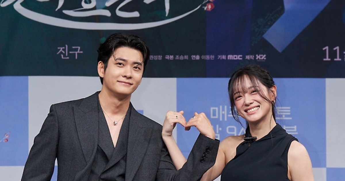 강태오, '2살 연하' 김세정과 ♥핑크빛 불거졌다…"에너지바 같은 매력, 힐끔힐끔 캐치해" ('이강달')