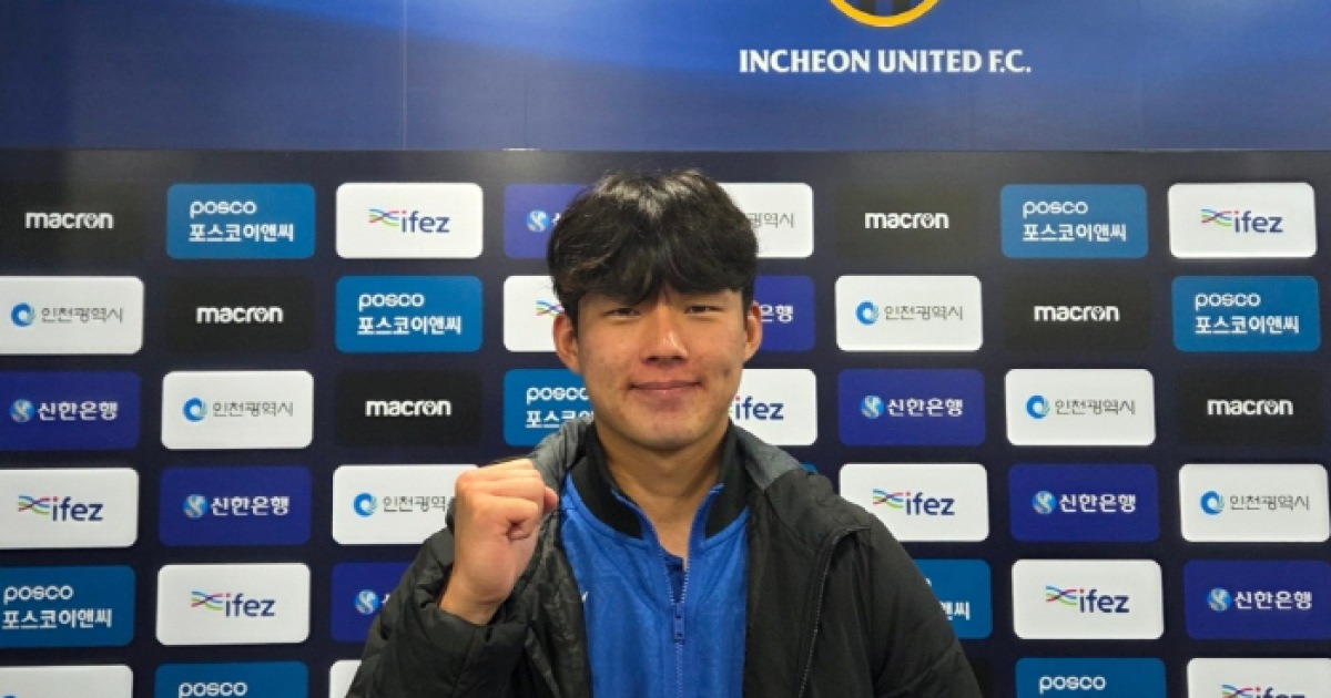 윤정환 감독의 '2025년 히트상품' 박승호, K리그2 영플레이어상 1순위의 진심 "솔직히 받고 싶은 상...노력과 헌신, 알아봐 주셨으면"[현장인터뷰]