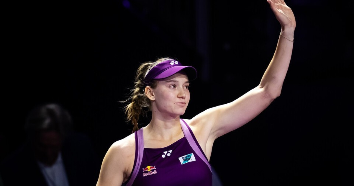 시비옹테크 상대 4연패 끝, 엘레나 리바키나 WTA 파이널스 첫 4강 확정