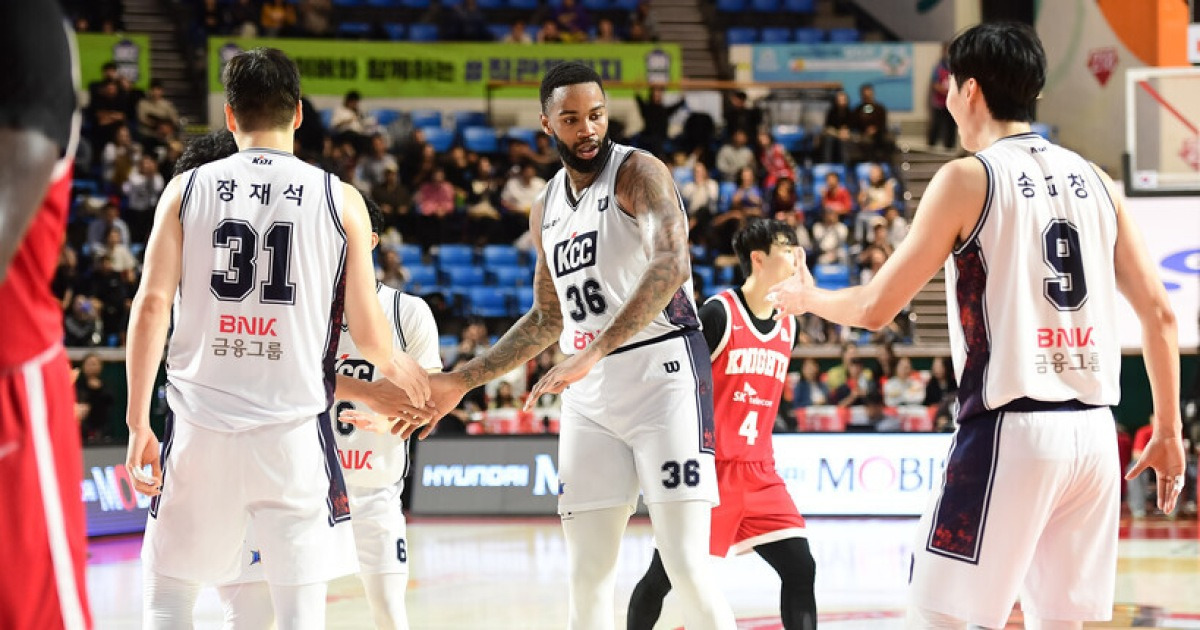 [JB프리뷰] 시즌 첫 연패 빠진 KCC, SK 상대로 늪 농구?