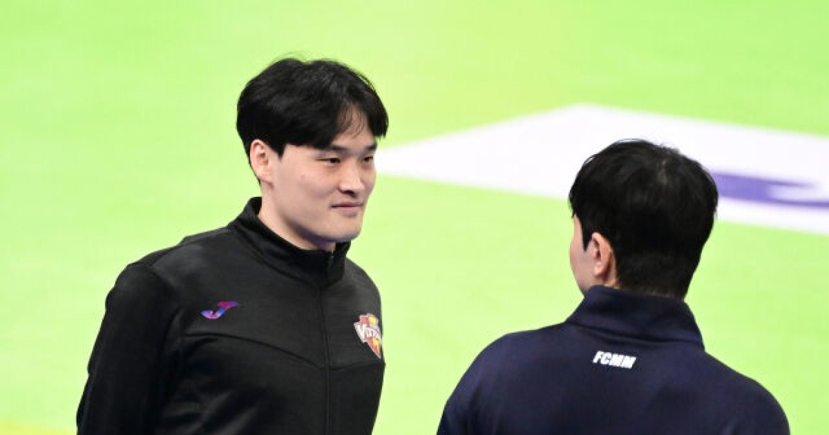 FA 이적 후 어색한 첫인사, 하지만 마지막에 웃었다 [유진형의 현장 1mm]