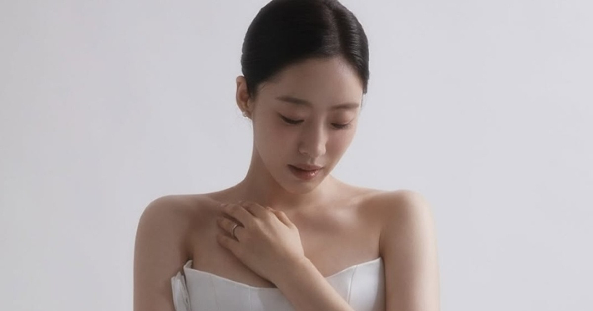 김병우 감독과 결혼 앞둔 함은정, 웨딩 화보 공개