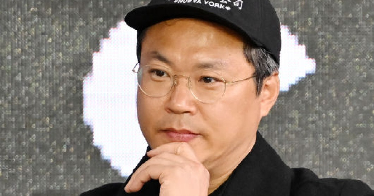 '직장인들2' 백부장 백현진, 정극 컴백...지성 새 드라마 '아파트' 합류 [단독]