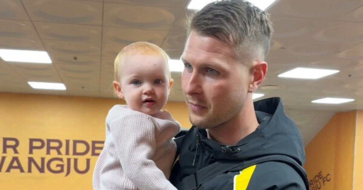 [일문일답] 이정효 감독님이요? 귀여운 공주님 응원 속 축포 쏜 프리드욘슨..."조금씩 요구 사항 이해하기 시작, 나날이 좋은 모습 기대해 주세요"