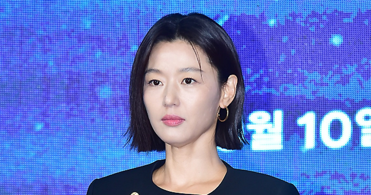 전지현, '코리언즈' 최종 하차… "검토했으나 최종 미진행" [공식입장]