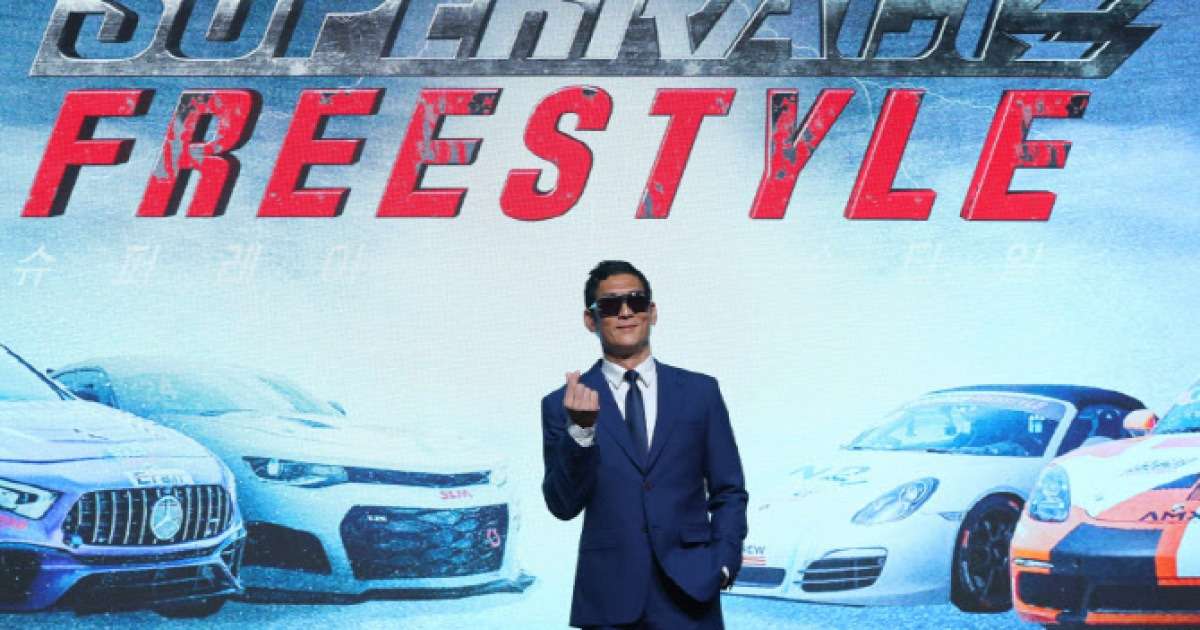 '슈퍼레이스' 박준형 "MC 왜 뽑았는지…큐카드도 잘 안 보여"