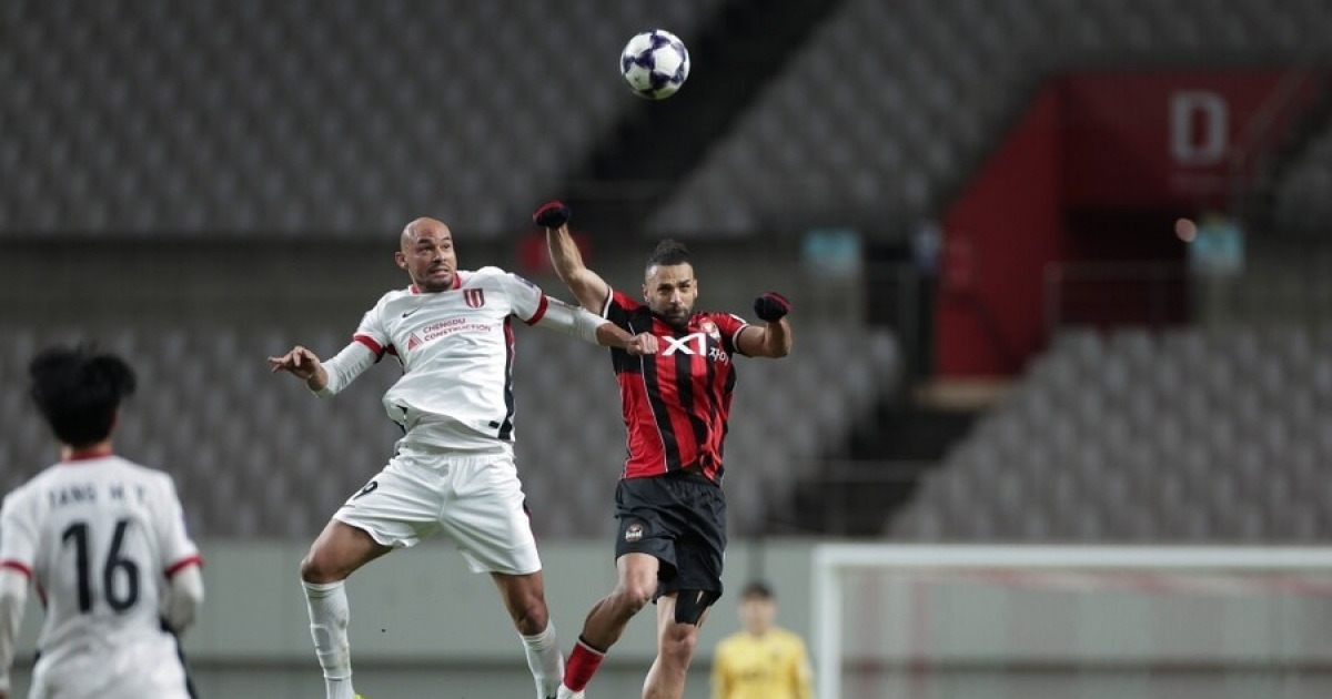 [SPO 현장] '요르단 김민재' 야잔, 193cm 펠리페 철저하게 봉쇄..."피지컬적으로 강하더라"