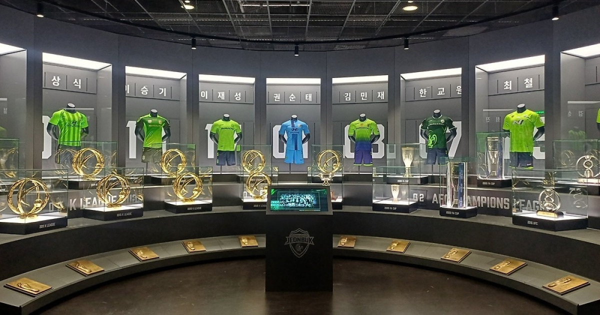 ‘라데시마(10회 우승)’ 전북, K리그 최초 팬 익스피리언스센터 구축…뮤지엄부터 오피셜 스토어까지 안방 전주성의 변신은 무죄 [SD 현장 라이브]