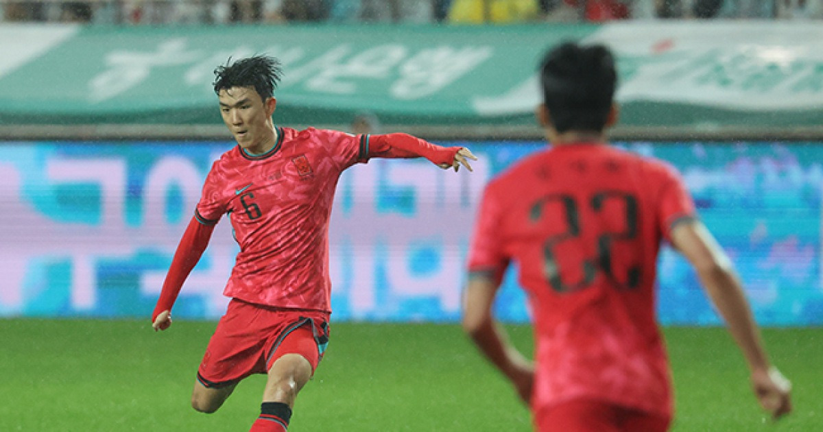 페예노르트 판 페르시 감독 "황인범, 부상으로 6-8주 결장 예상"