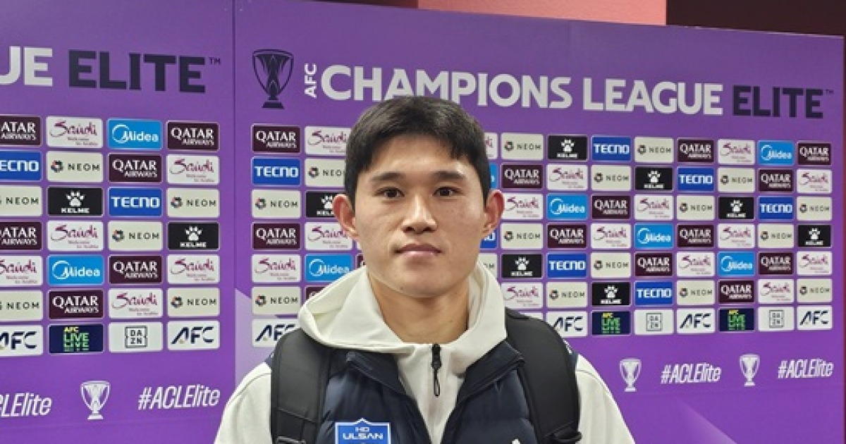 '울산 잔류에 진심' 이동경, 전역 후 집 대신 클럽하우스…"아내 배려 감사해, 전술보다 한 발짝 더 뛰는 간절함 필요" [현장인터뷰]