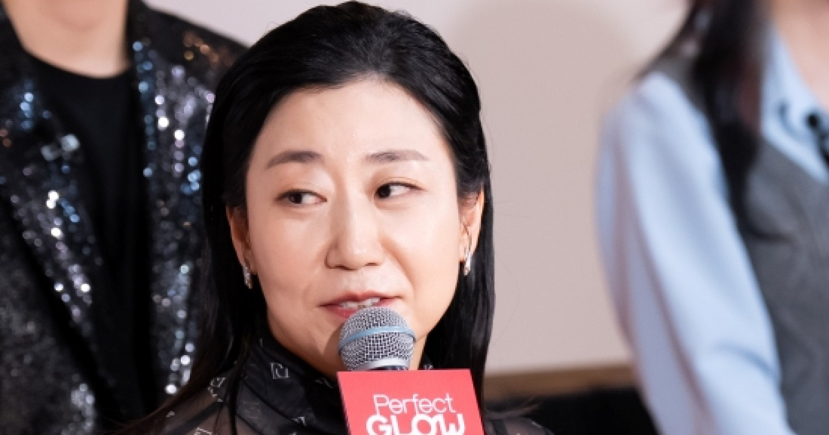 라미란 "뷰티숍 대표에 왜 나를? 도전하는 마음으로 뉴욕行" (퍼펙트 글로우)