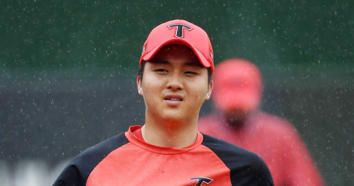 '4년째 실종' KIA 2R 유망주, 도대체 무슨 일이…"앉아서라도 공 던졌어요, 무너지지 말자고"