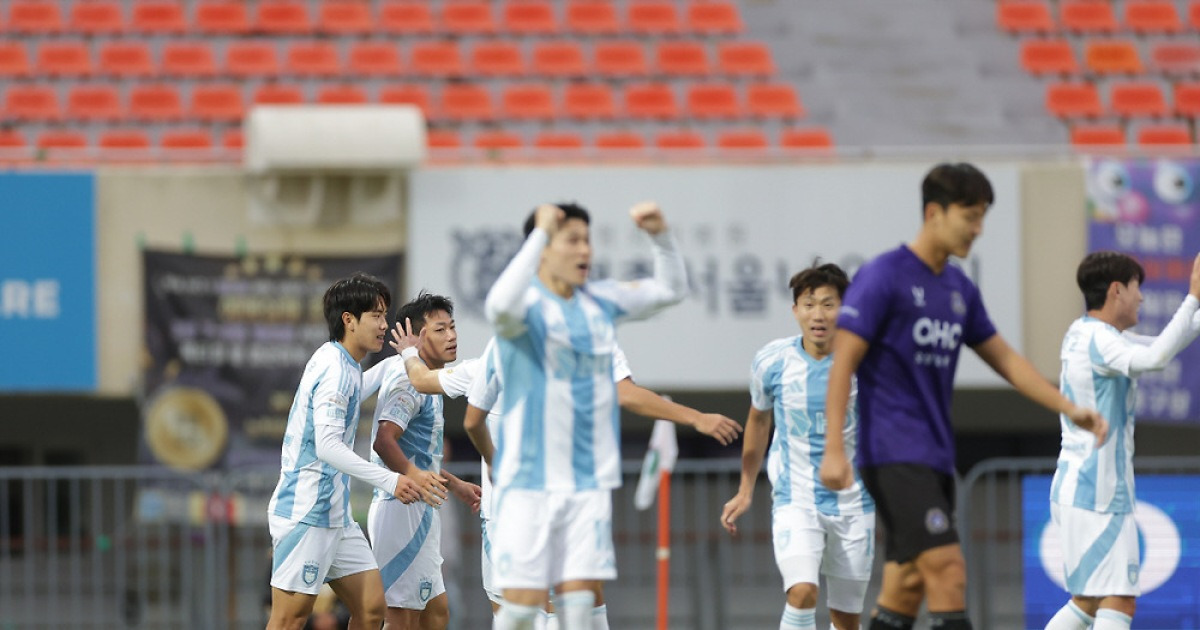 "니가 가라, 승강 PO" 승점 차는 단 2점! 울산, 수원FC→'생존 결승전'…밀리면 끝장, '기적' 꿈꾸는 '동상이몽' 대구와 제주