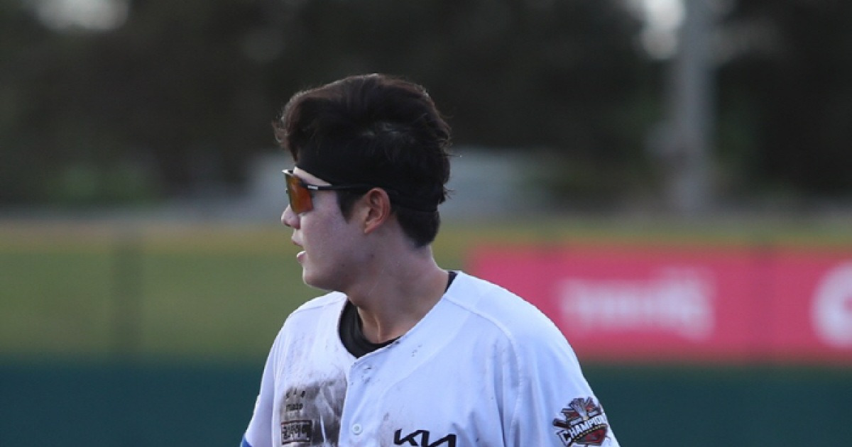 "훈련 죽도록 한번" KIA 이 선수 확실히 밀어준다, 35홈런 외국인도 선택지에서 지웠다