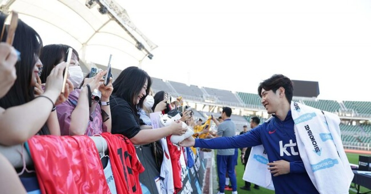 "손흥민~ 이강인~ 사인해 주세요!" 대한축구협회가 밝힌 A대표팀 훈련 공개하는 이유