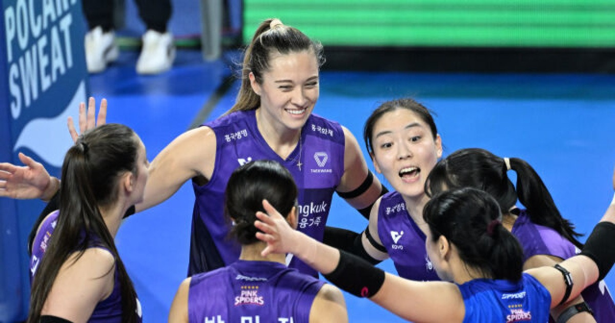 레베카 펄펄 날았다, 개인 최다 34득점 폭발... 흥국생명 4연패 탈출, IBK 또또 부상 악몽에 울었다 [MD화성]