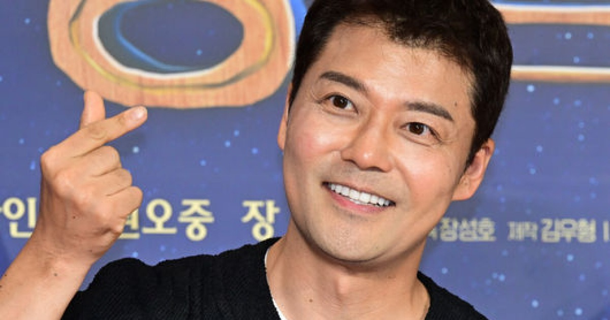 전현무, 생일 맞아 뜻깊은 일...모교 연세대학교 의료원 1억원 기부 [공식]