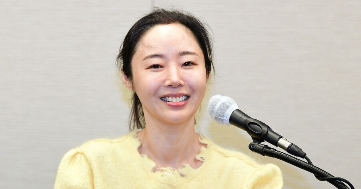 민희진 "뉴진스 내가 뽑았다"더니..쏘스뮤직 계약영상, 법정서 공개