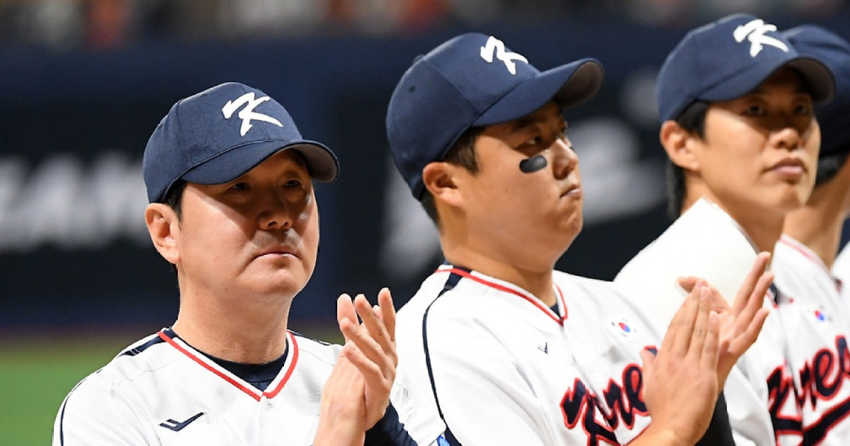 국대 데뷔전 승리 류지현 감독 "젊은 불펜 국제경쟁력 확인. 내일 선발은 오원석+이민석"